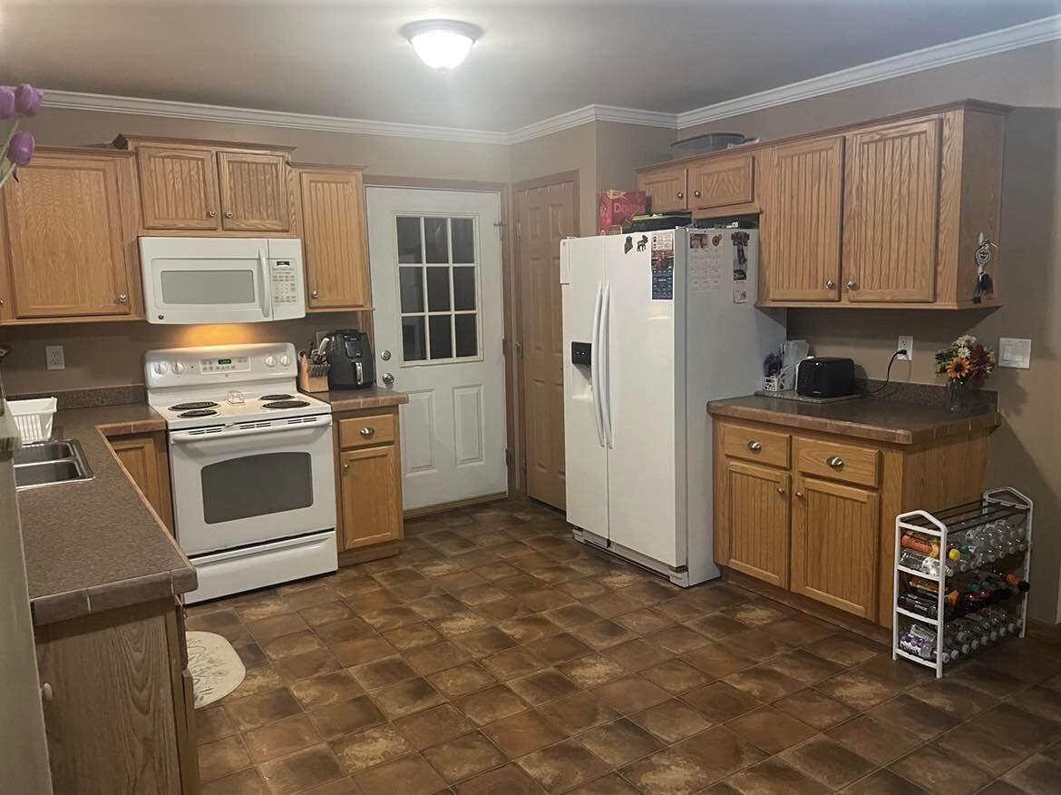 244 Middle Road Fairfield, ME 04937 - Photo 15 of 42 14