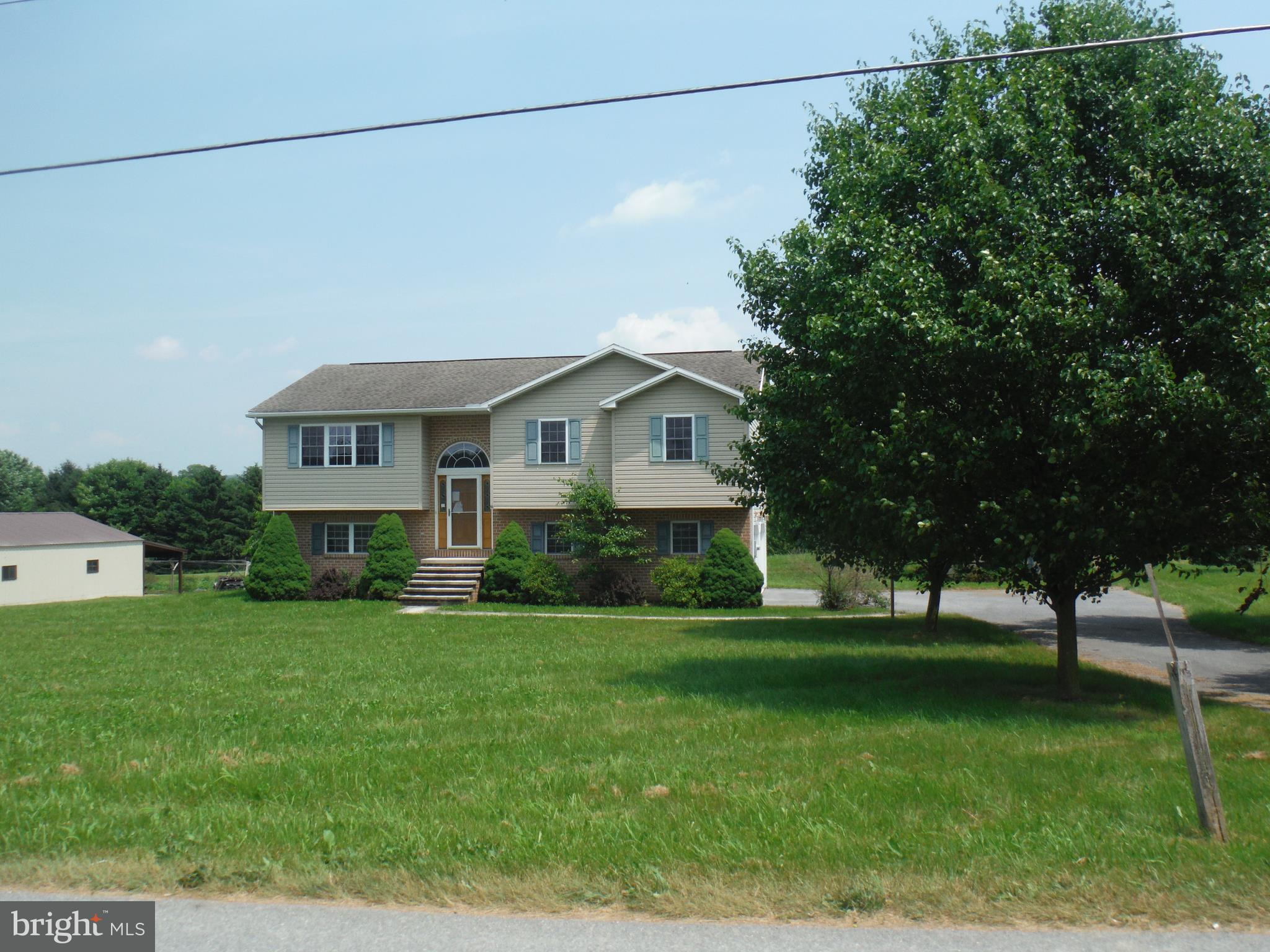 193 Chestnut Grove Road Shippensburg, PA 17257 - Photo 4 of 24 Gallery Image 4