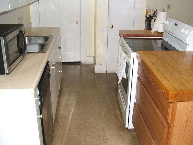 76 Temple Street Saco, ME 04072 - Photo 13 of 54 13