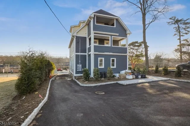 $3,800 | 174 Main Street, Unit 2, Madison, NJ 07940