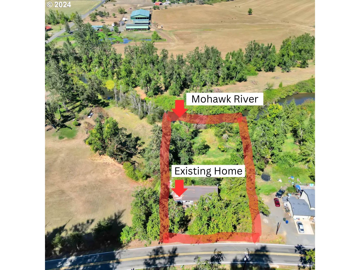 a sign that is sitting on a road