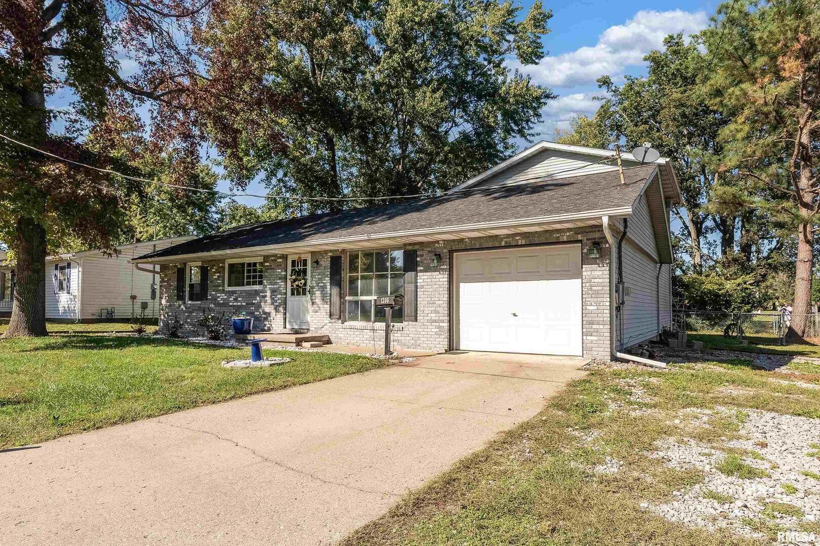 1206 West Goodall Street Marion, IL 62959 - Photo 30 of 30