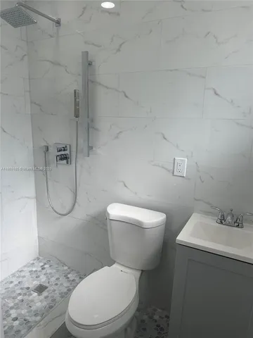 a view of a an entryway