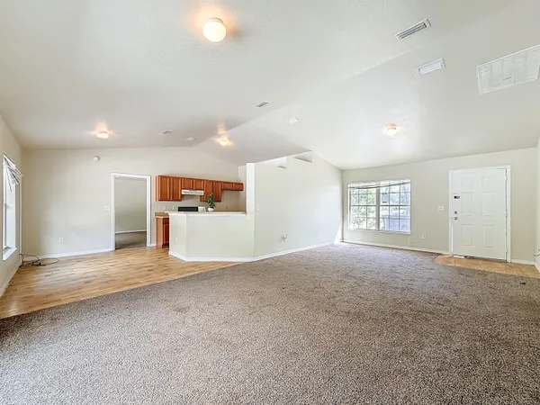 $209,999 | 50 Malauka Pass, Ocklawaha, FL 32179