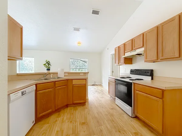 $209,999 | 50 Malauka Pass, Ocklawaha, FL 32179