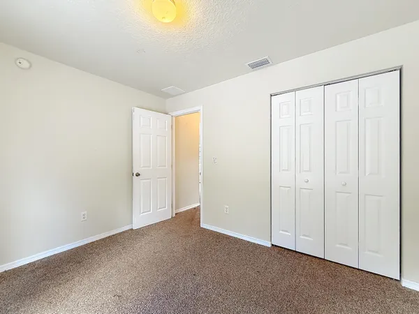 $209,999 | 50 Malauka Pass, Ocklawaha, FL 32179