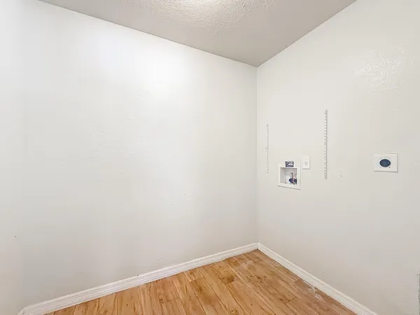 $209,999 | 50 Malauka Pass, Ocklawaha, FL 32179