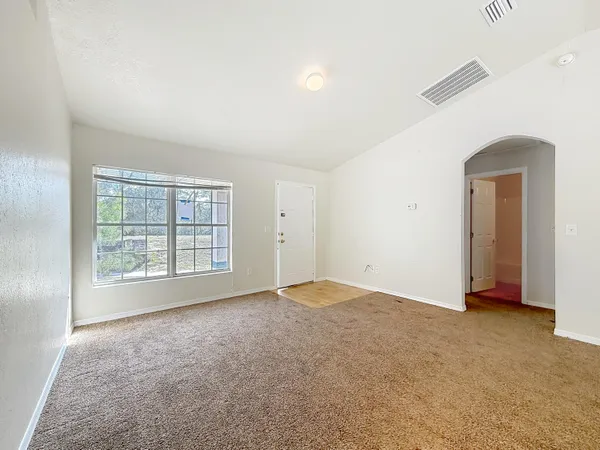 $209,999 | 50 Malauka Pass, Ocklawaha, FL 32179