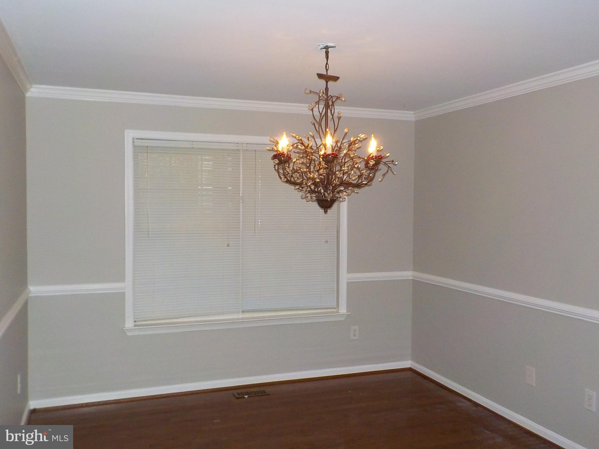 407 Battlefield Road Locust Grove, VA 22508 - Photo 8 of 12 Dining