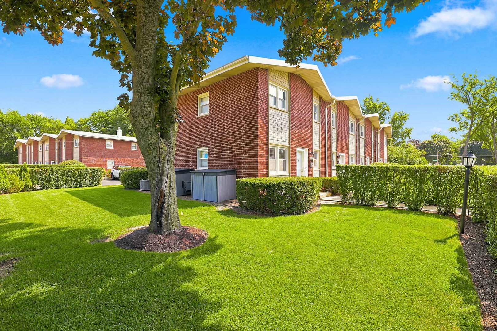630 Hibbard Road Wilmette, IL 60091 - Photo 1 of 27