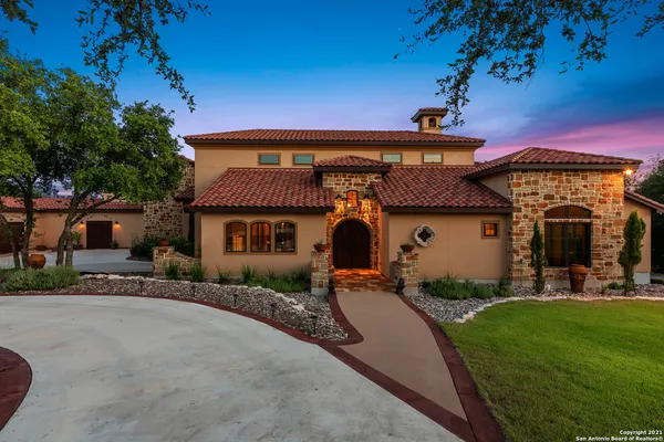$2,850,000 | 189 Shimmering Shore Court, Spring Branch, TX 78070