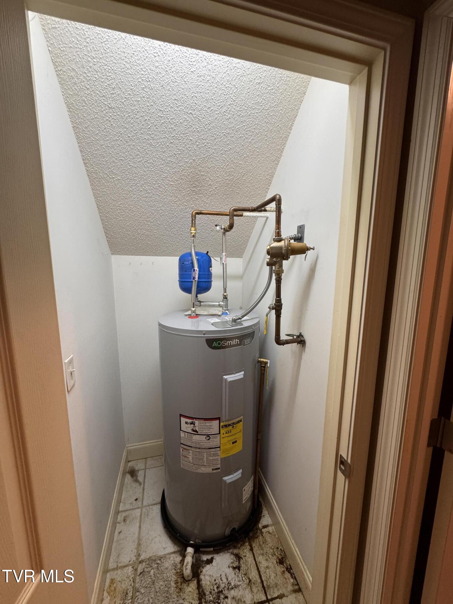 591 Free Hill Road Gray, TN 37615 - Photo 30 of 33 IMG_3891