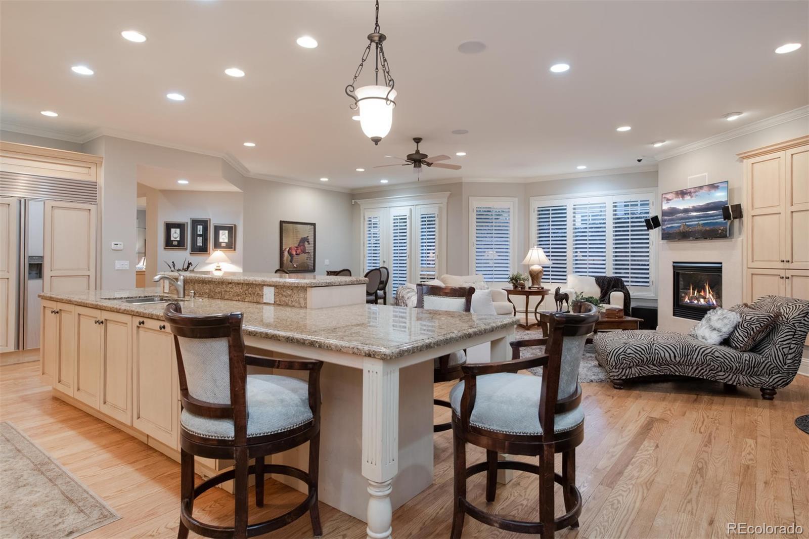 418 Steele Street Denver, CO 80206 - Photo 12 of 34