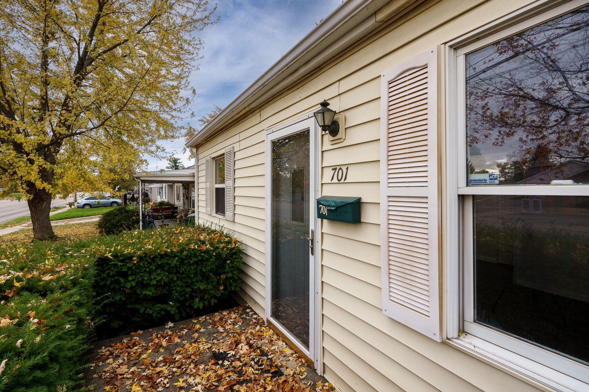 701 South Burnett Road Springfield, OH 45505 - Photo 4 of 27 Gallery Image 4