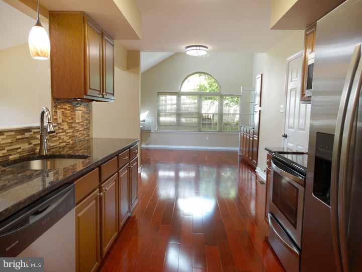 97 South Timber Road Holland, PA 18966 - Photo 6 of 24 Kitchen