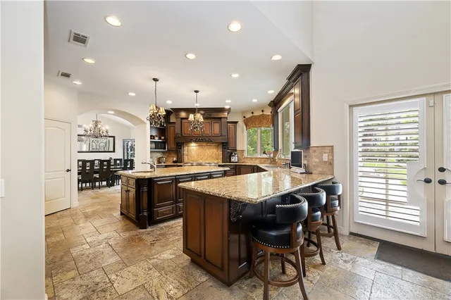 $2,399,900 | 870 Encanto Street, Corona, CA 92881