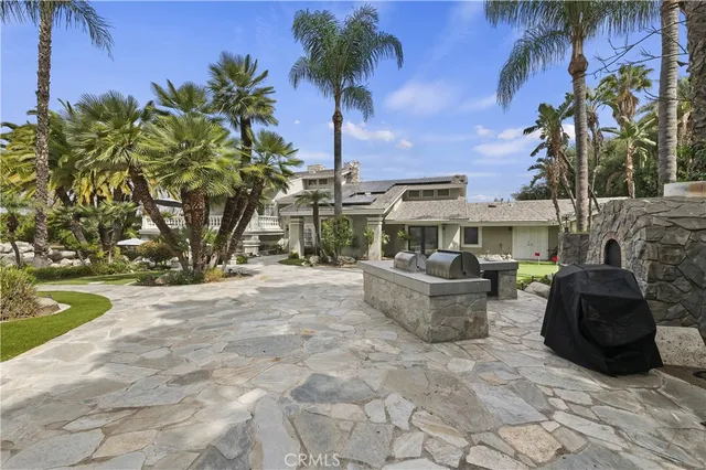 $2,399,900 | 870 Encanto Street, Corona, CA 92881