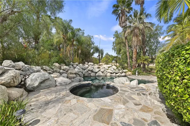 $2,399,900 | 870 Encanto Street, Corona, CA 92881