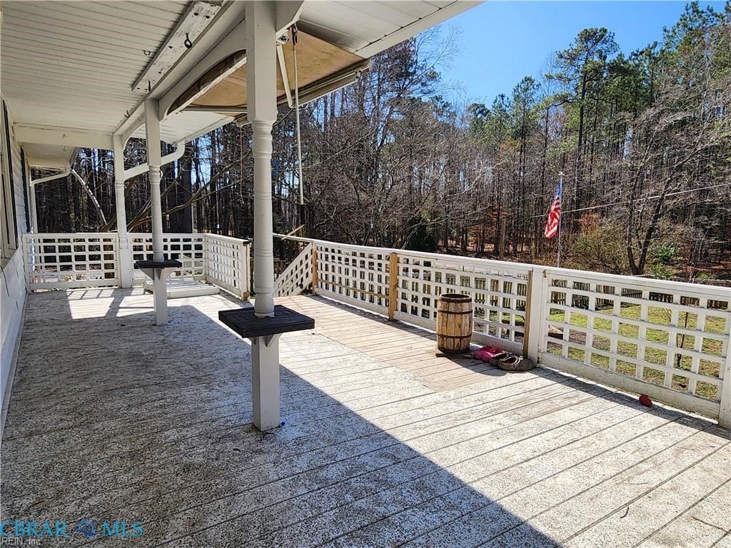 10083 Burkes Pond Road North, VA 23128 - Photo 26 of 38
