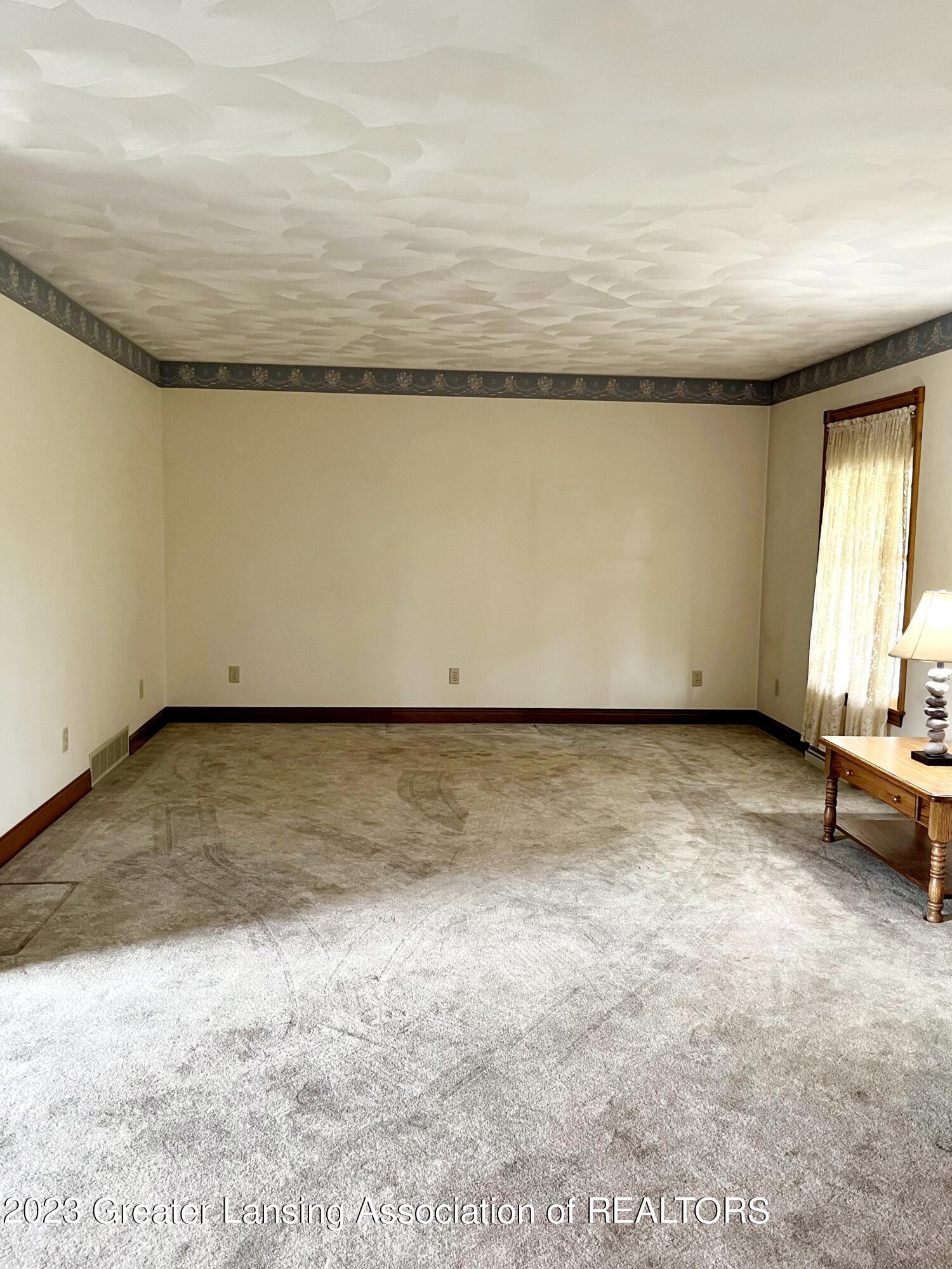 3907 West Howell Road Mason, MI 48854 - Photo 15 of 62 received_321430940531059