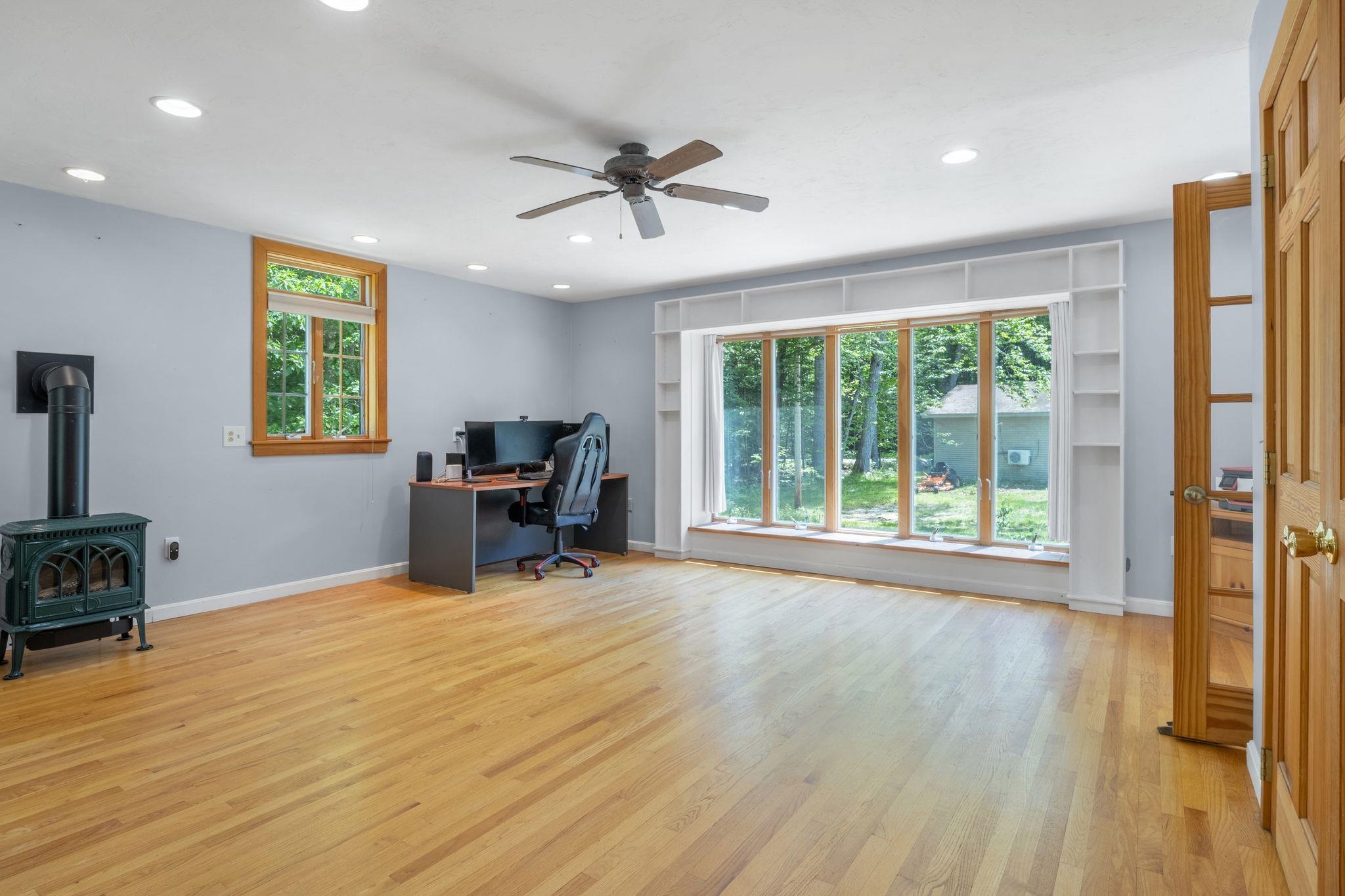 314 Wentworth Road Brookfield, NH 03872 - Photo 6 of 60