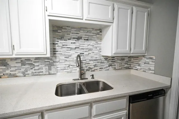 $1,395 | 502 North Sewell Drive, Unit B, Decatur, TX 76234