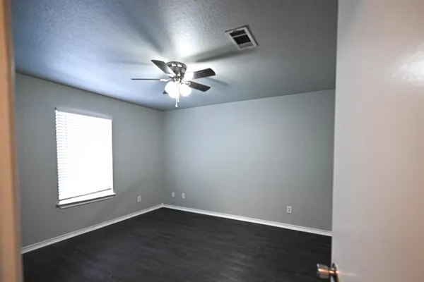 $1,395 | 502 North Sewell Drive, Unit B, Decatur, TX 76234