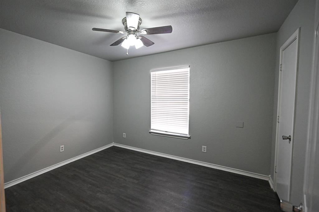 502 North Sewell Drive, Unit B Decatur, TX 76234 - Photo 10 of 10