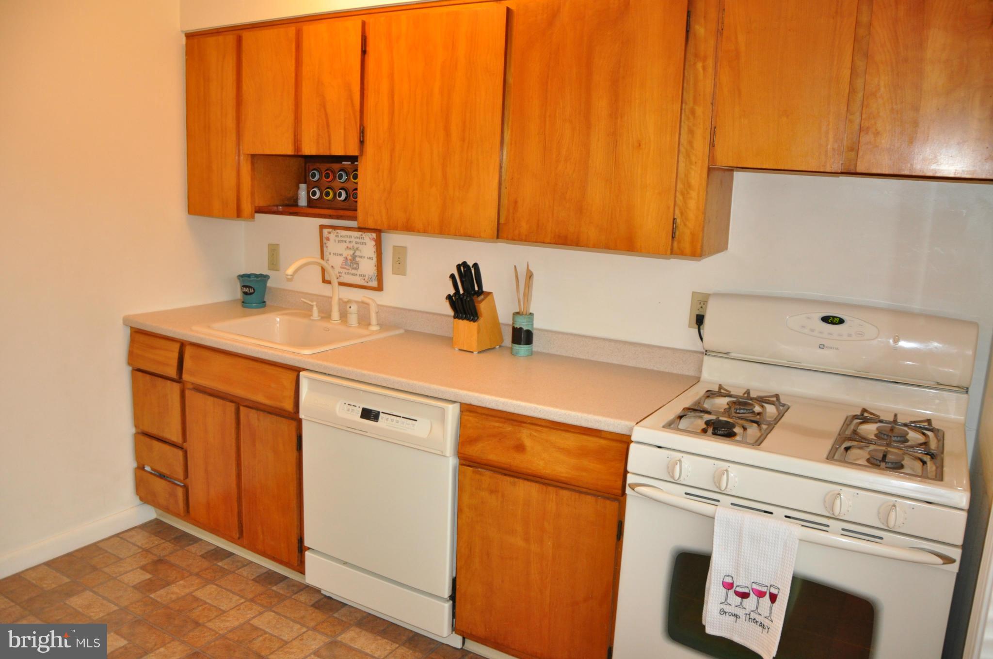 20 Wendslow Road Lutherville-Timonium, MD 21093 - Photo 12 of 29 Kitchen