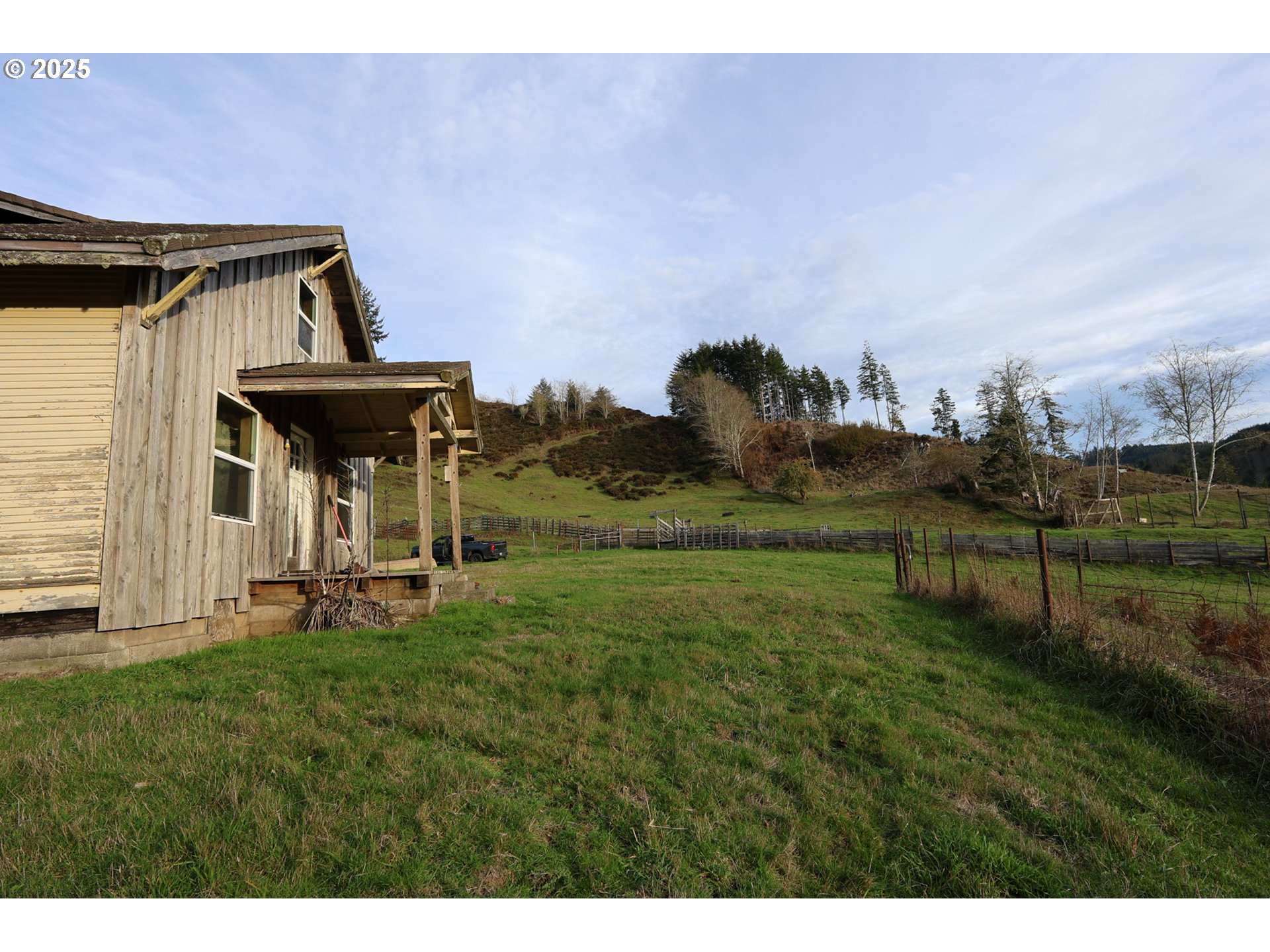 96312 Shutters Creek Road North Bend, OR 97459 - Photo 18 of 26