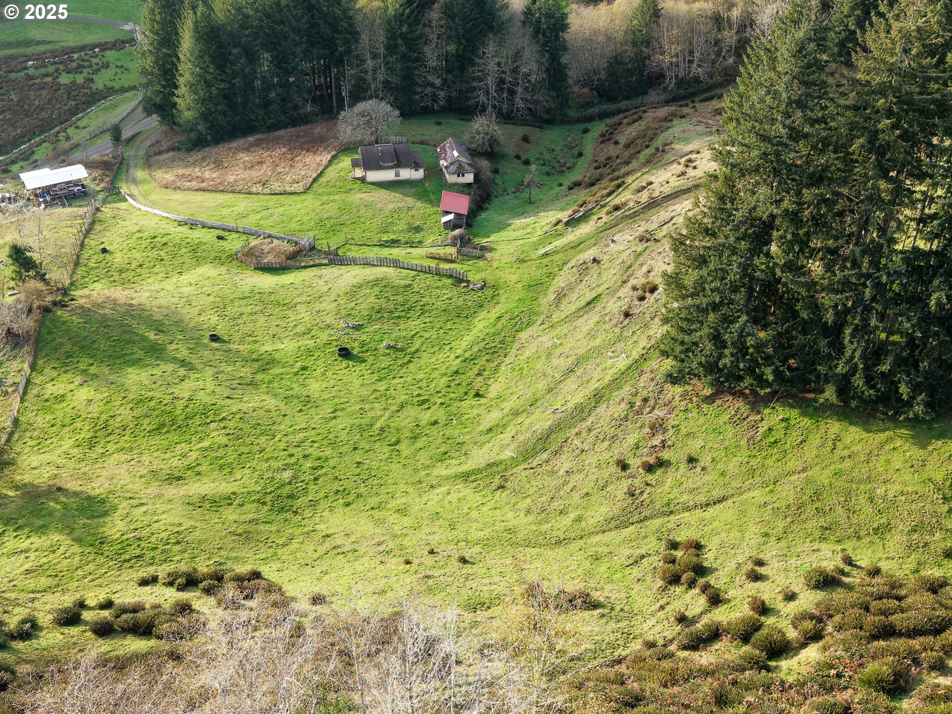 96312 Shutters Creek Road North Bend, OR 97459 - Photo 4 of 26