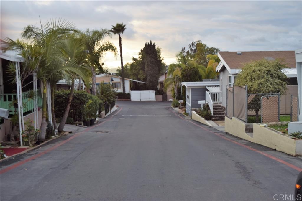 1455 Alturas Road, Unit 138 Fallbrook, CA 92028 - Photo 2 of 3