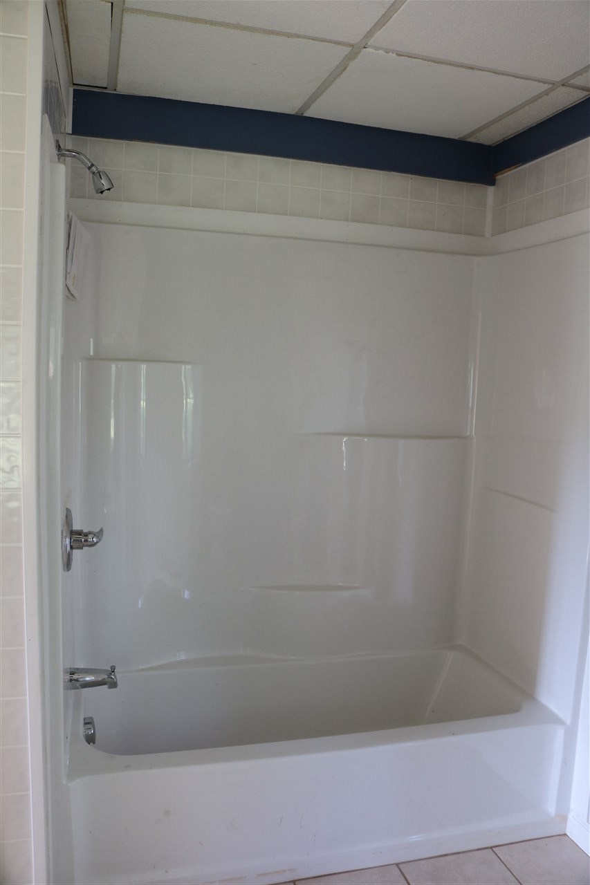 5939 South Summerton Road Shepherd, MI 48883 - Photo 12 of 23 1848532-11.JPG
