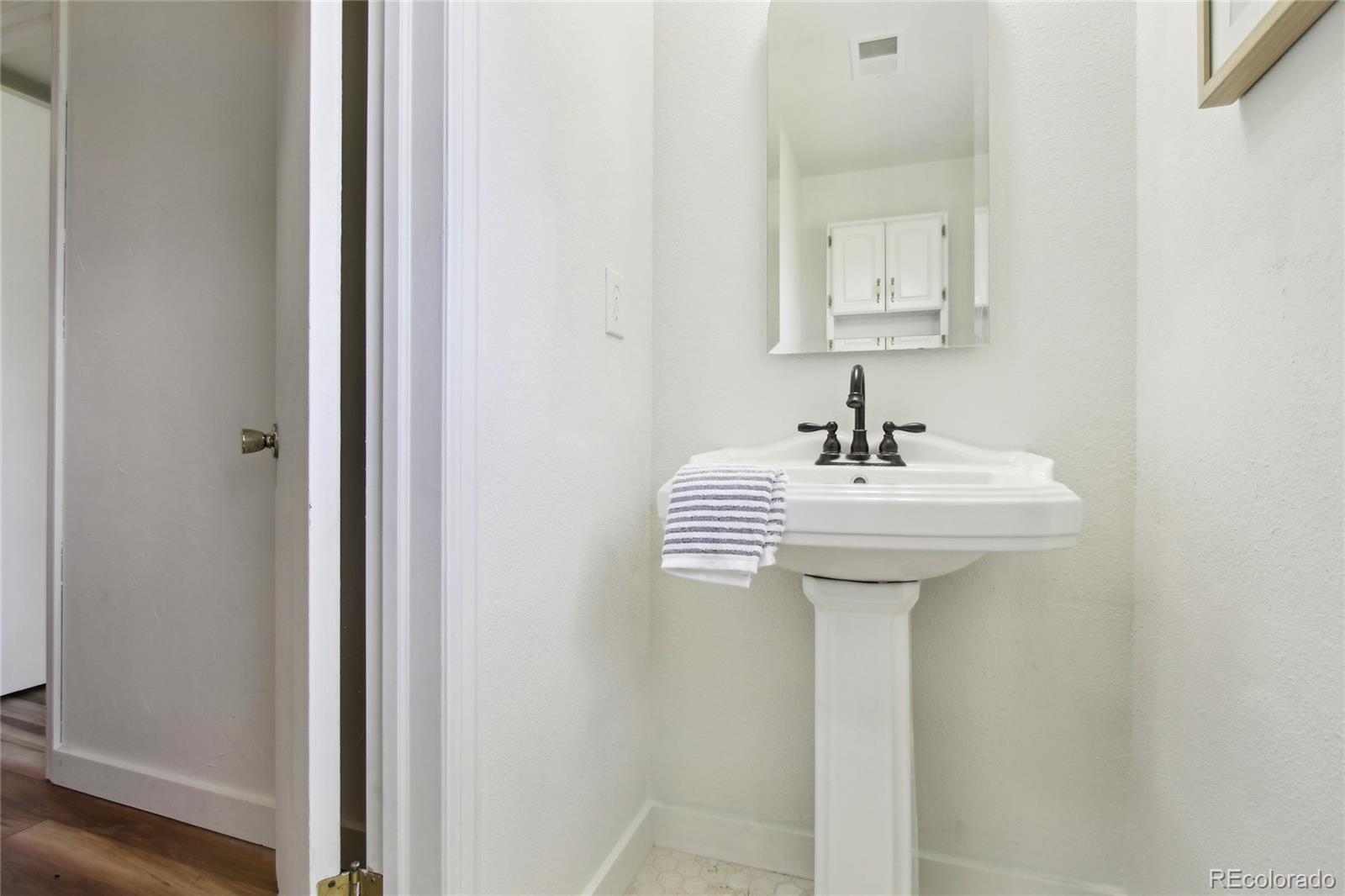 235 Summit Circle Lafayette, CO 80026 - Photo 15 of 29