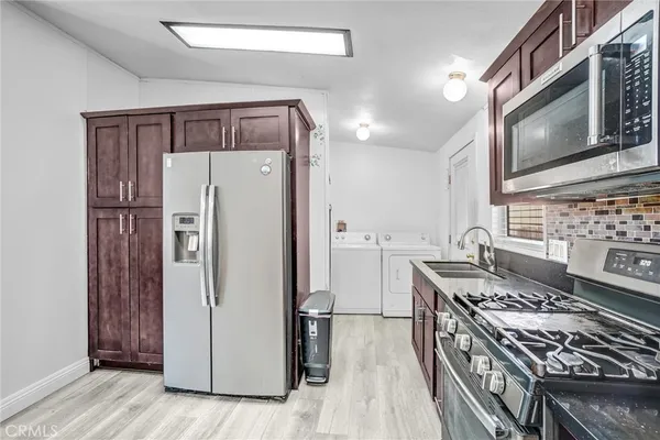 $228,800 | 10800 Dale Avenue, Unit 415, Stanton, CA 90680