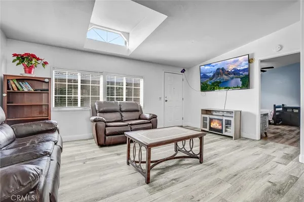 $228,800 | 10800 Dale Avenue, Unit 415, Stanton, CA 90680