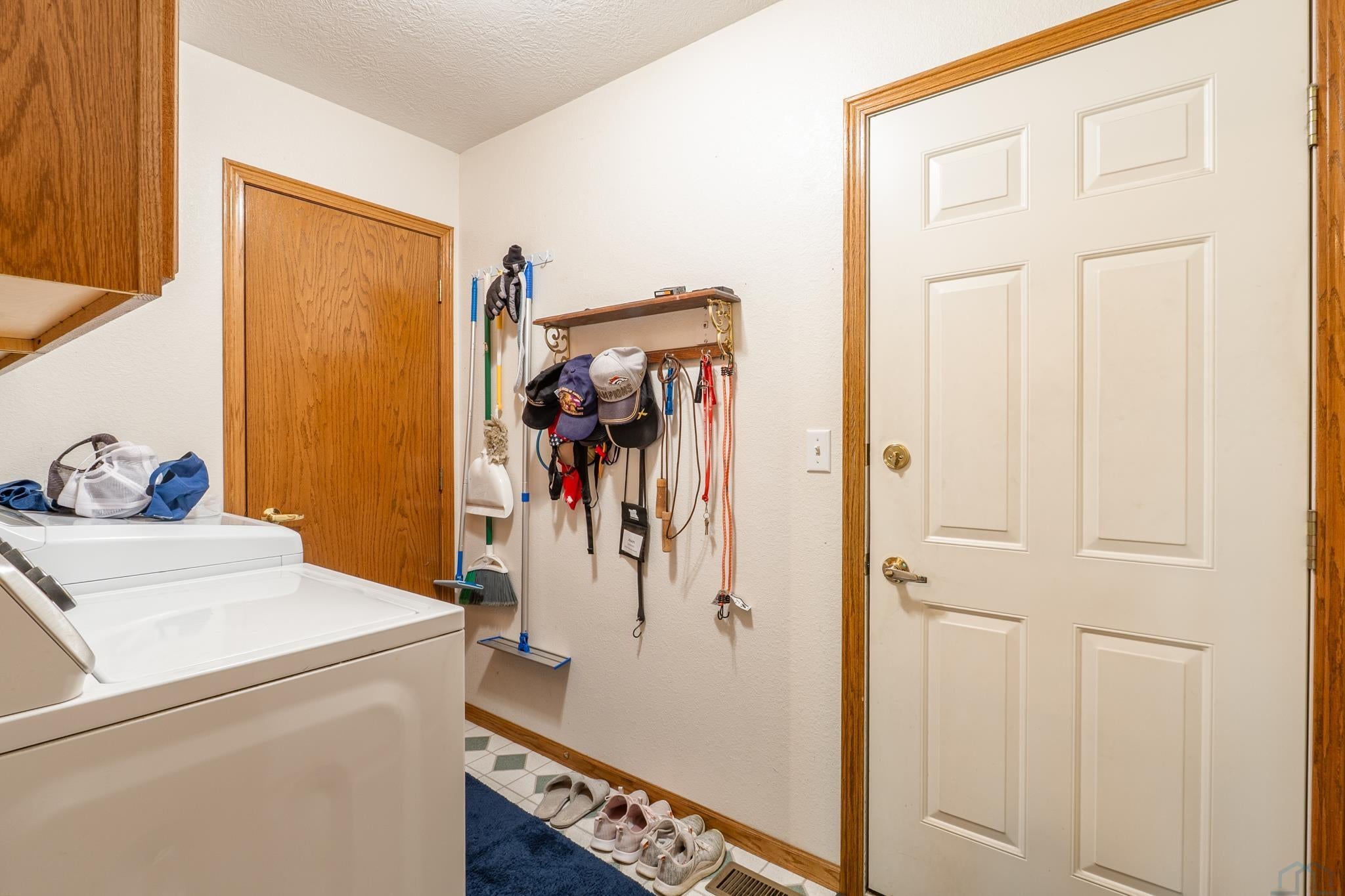 213 Frontier Street Sergeant Bluff, IA 51054 - Photo 19 of 33 Gallery Image 19