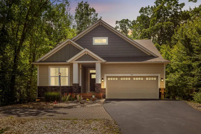 $670,000 | 6231 Westedge Boulevard, Mound, MN 55364