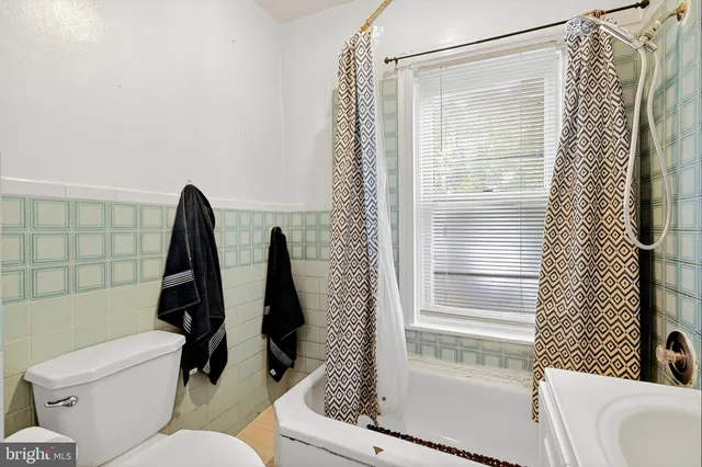 $275,000 | 1407 West 6th Street, Wilmington, DE 19805