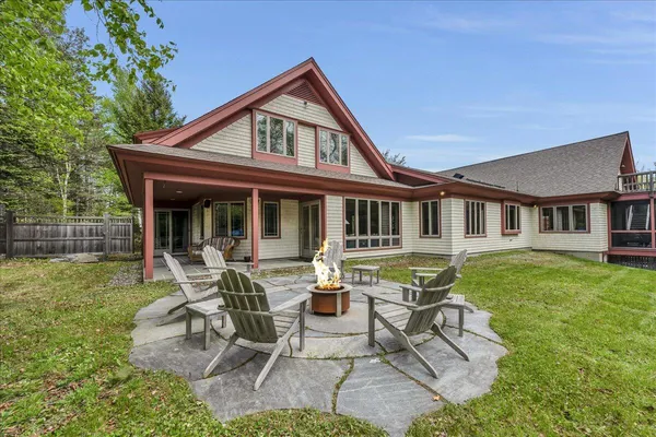 $899,000 | 70 Ledgewood Lane, Blue Hill, ME 04614