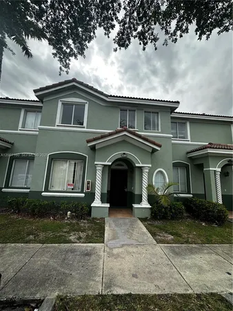 $2,400 | 2812 Southeast 16th Avenue, Unit 121, Homestead, FL 33035