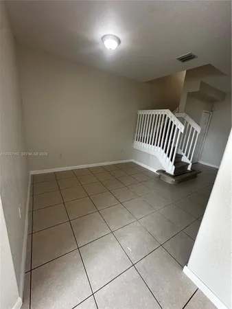 $2,400 | 2812 Southeast 16th Avenue, Unit 121, Homestead, FL 33035