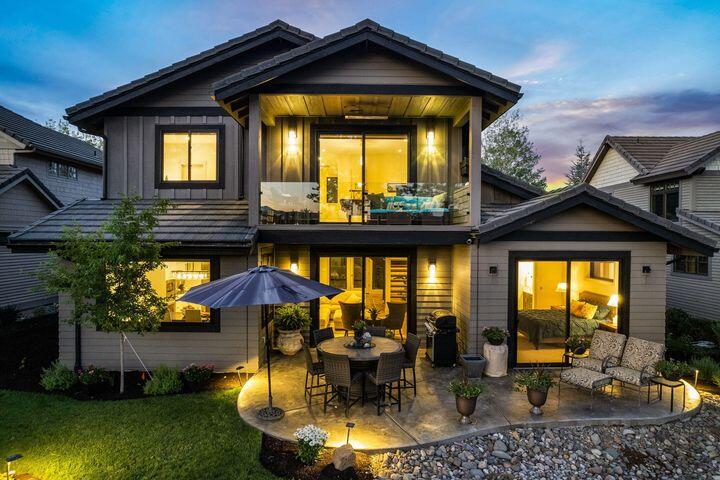 61819 Fall Creek Loop Bend, OR 97702 - Photo 40 of 44 40