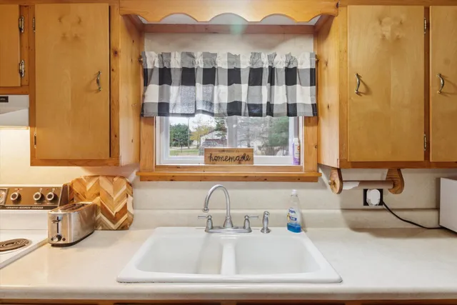 $189,900 | 5626 South Jeffs Road, Unit B, Falmouth, MI 49632