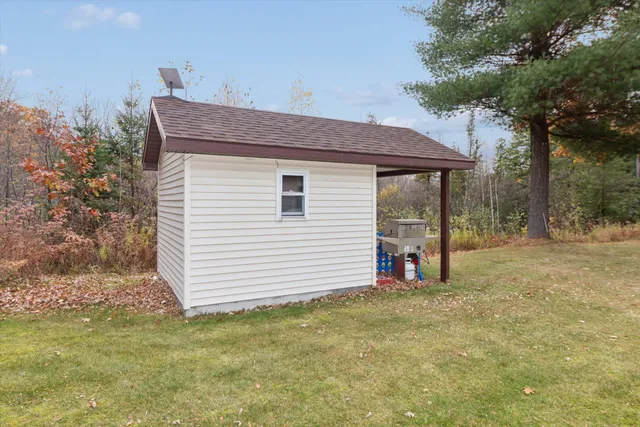 $189,900 | 5626 South Jeffs Road, Unit B, Falmouth, MI 49632