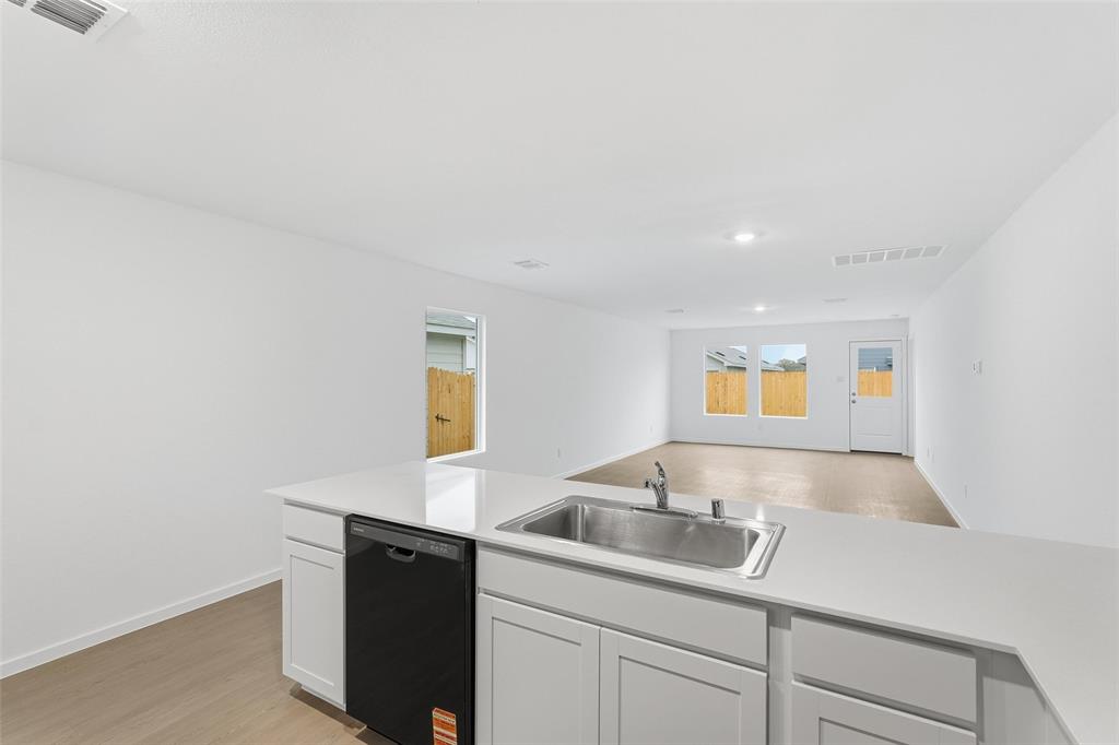 417 Bower Drive Princeton, TX 75407 - Photo 8 of 19