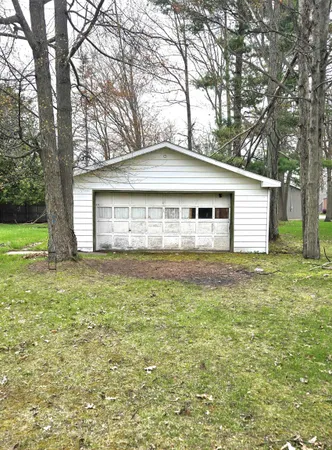 $49,700 | 4110 Bayview Road, Beaverton, MI 48612