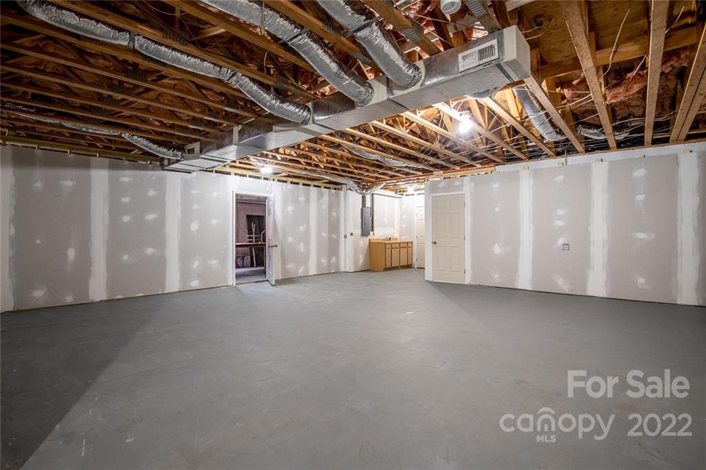 2115 Robinson Road Newton, NC 28658 - Photo 20 of 37 Gallery Image 20