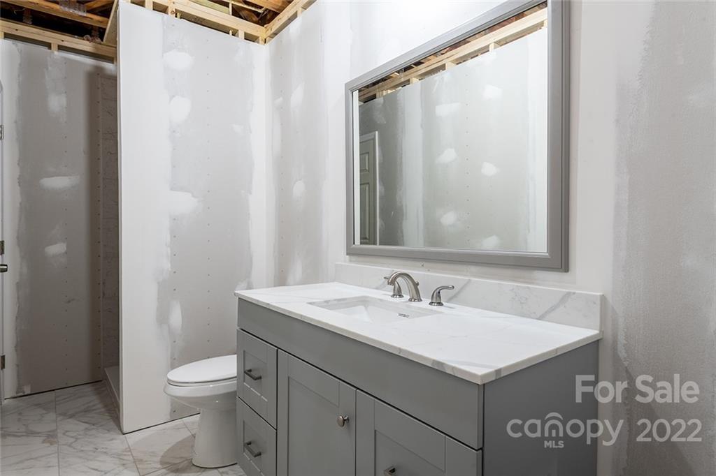2115 Robinson Road Newton, NC 28658 - Photo 23 of 37 Gallery Image 23