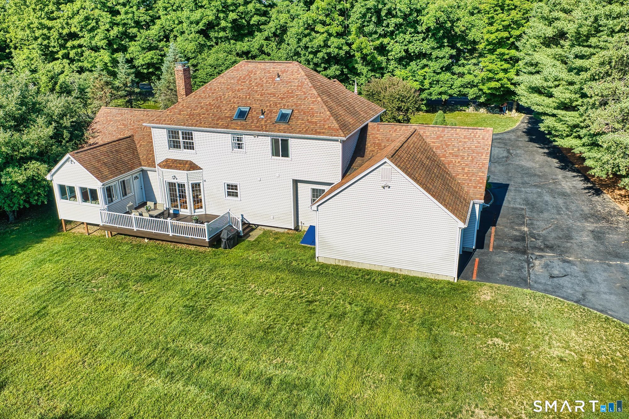 176 Cutler's Farm Road Monroe, CT 06468 - Photo 4 of 40